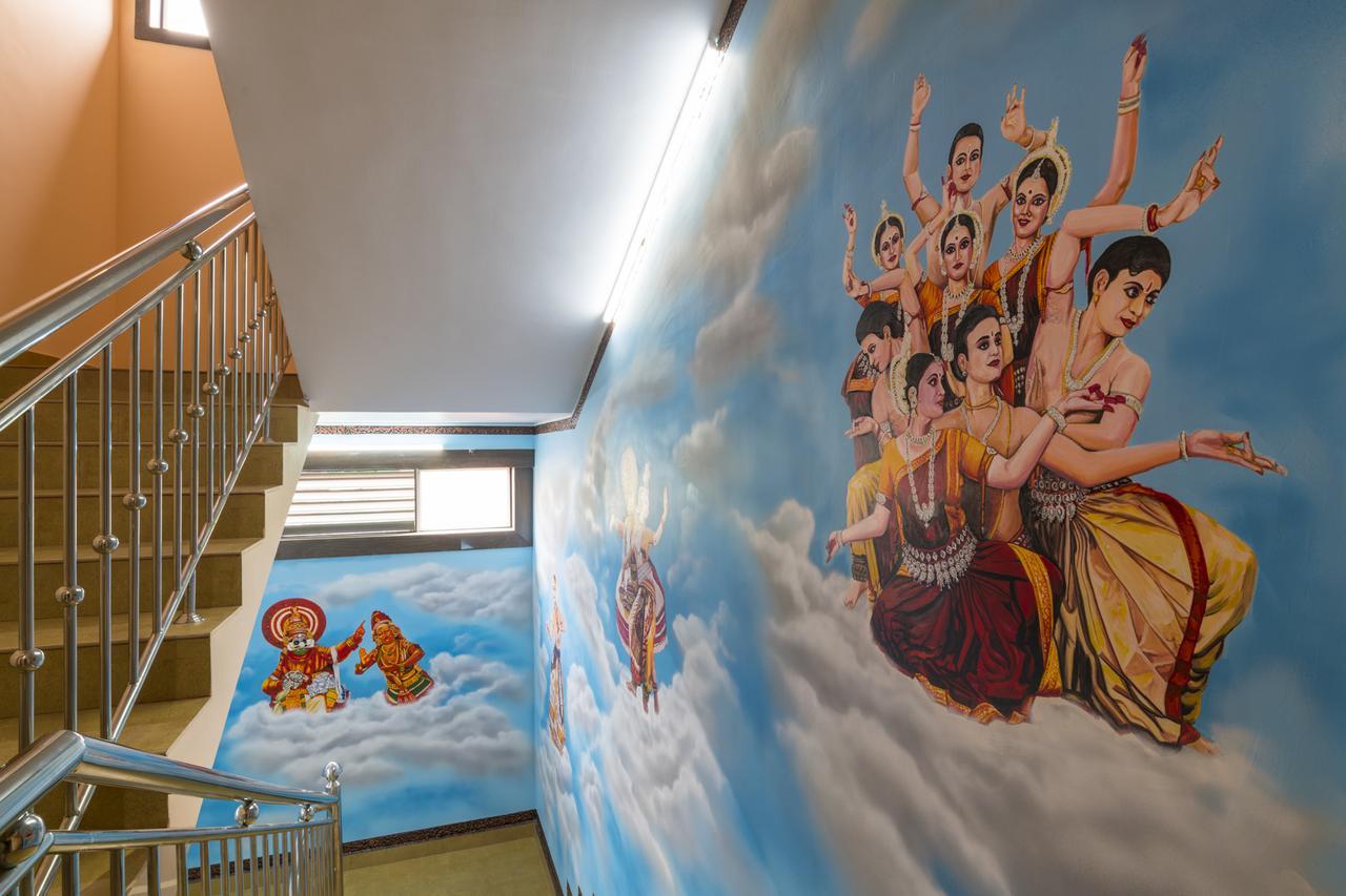 Hotel Blue Bell Cochin Airport Nedumbassery